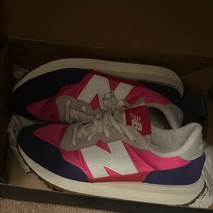 New Balance Women's Pink and Navy Sneakers
